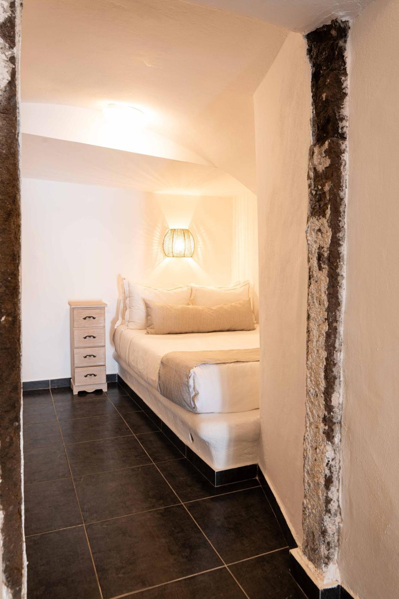 La Roka, Cliffside Memories B&B Imerovigli (Santorini)